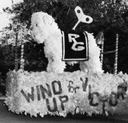 Class of 69 Sophomore Homecoming Float: 